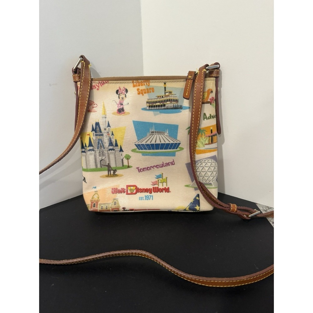 Disney World Dooney & Bourke RETRO Crossbody Handbag 9x8x2 - Picture 4 of 15